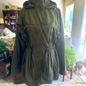 Theory Rain coat